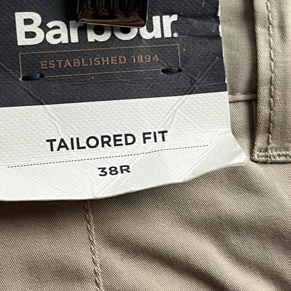 Barbour men’s Lightweight Mist Stretch Tailored Chino Pants. Size 38R. NWT - Picture 6 of 10